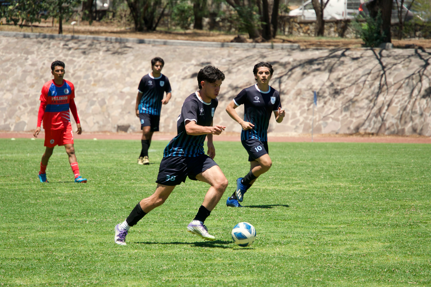 Fútbol Varonil ITESO - Foto 9
